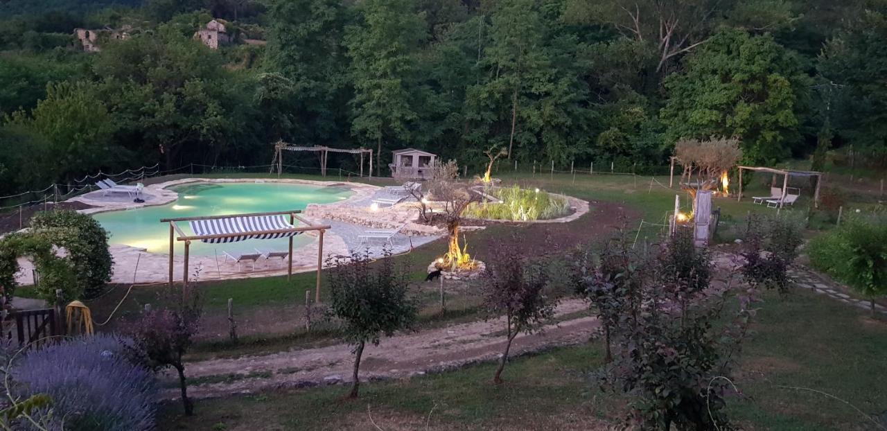 Hotel Podere Conti Filattiera Екстериор снимка