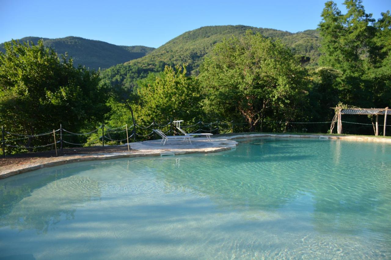 Hotel Podere Conti Filattiera Екстериор снимка