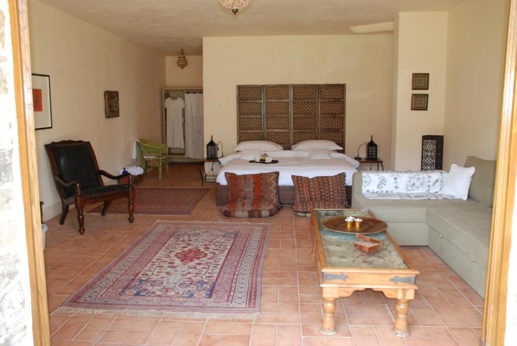 Hotel Podere Conti Filattiera Стая снимка
